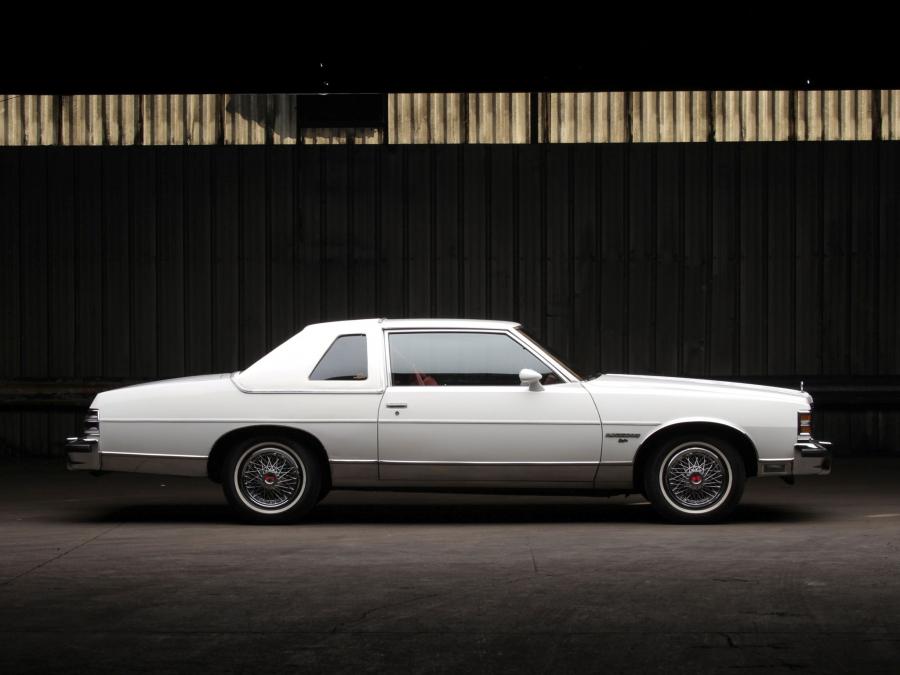  Pontiac Parisienne Brougham Coupe 1979 года  (фото 2 из 9)